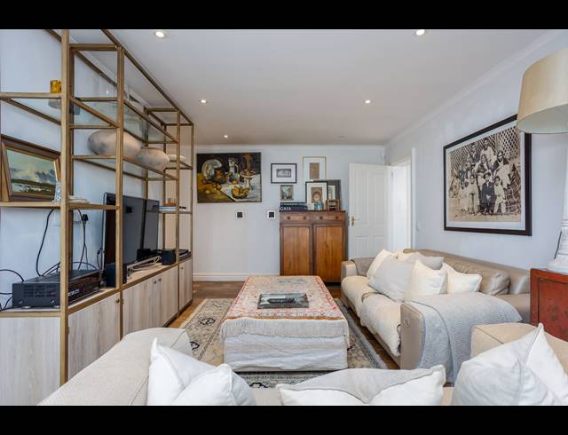 4 BEDROOM FREEHOLD TO LET IN CONSTANTIA